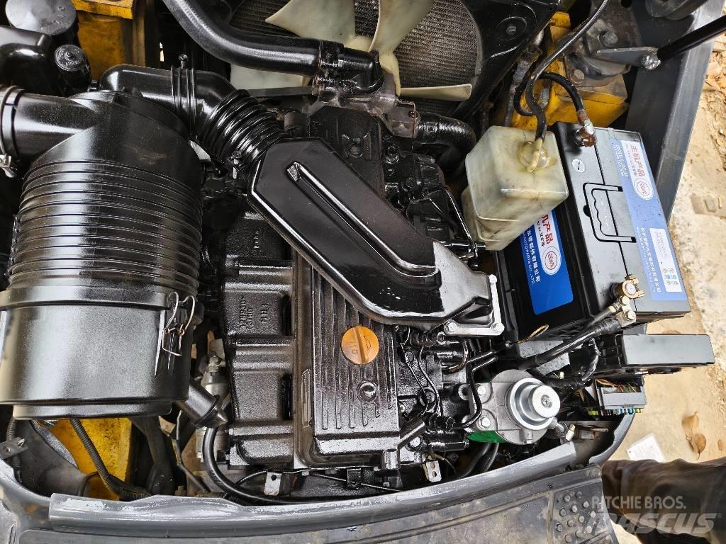 Komatsu FD30 Dyzeliniai krautuvai