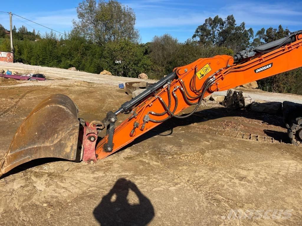 Doosan DX 140 LCR-5 Vikšriniai ekskavatoriai