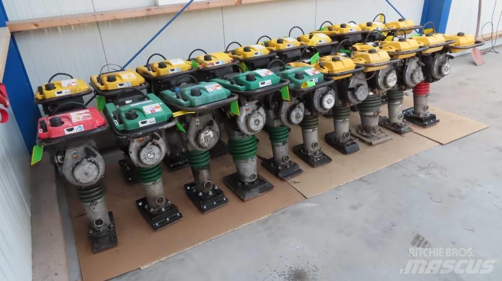 Wacker BS50-2 Plūktuvai