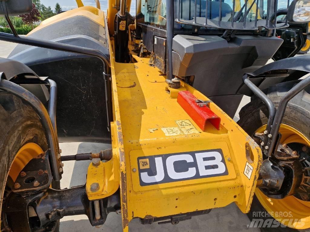 JCB 531-70, 732   P339 Teleskopiniai krautuvai