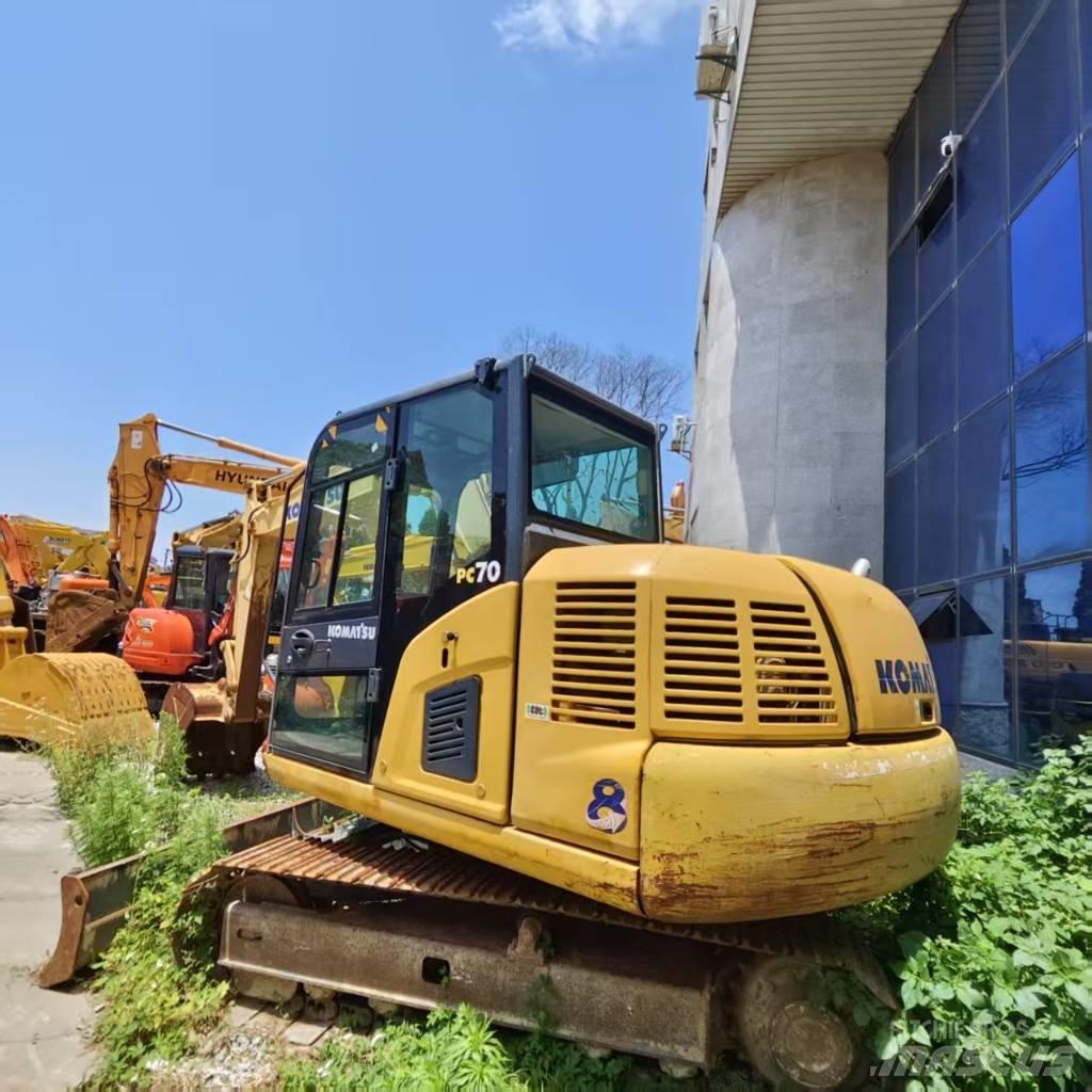 Komatsu PC 70-8 Vikšriniai ekskavatoriai