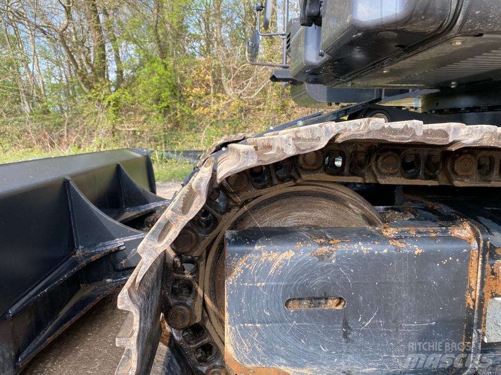 Hitachi ZX135USBL-7 Vikšriniai ekskavatoriai