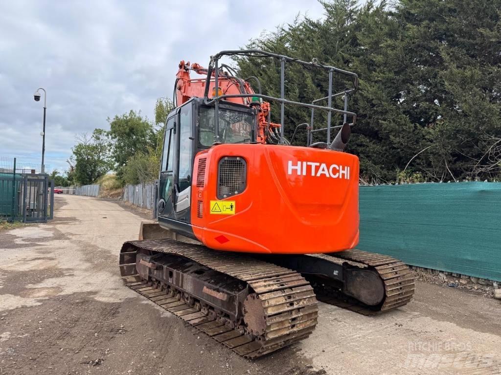 Hitachi ZX 135 US-5B Vikšriniai ekskavatoriai