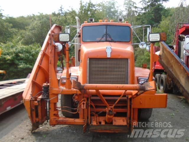 Kenworth T 400 Sniego peiliai ir valytuvai