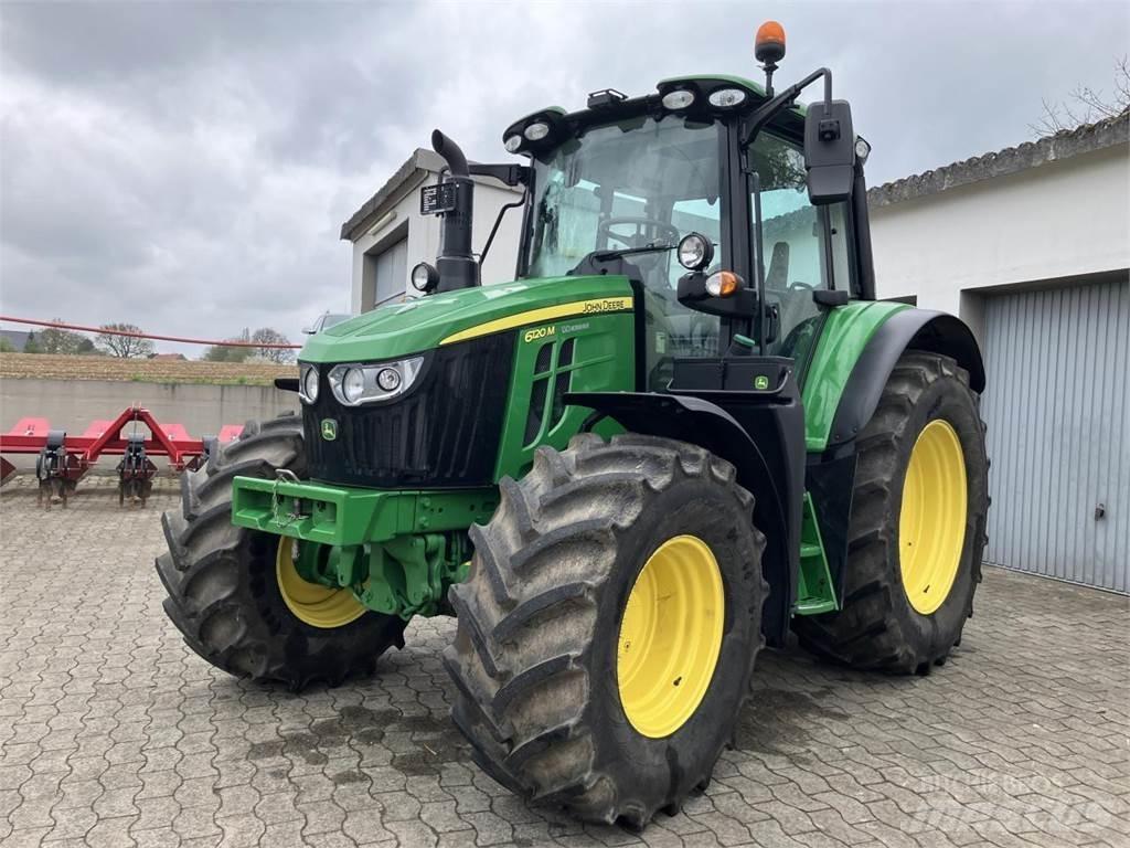 John Deere 6120M Traktoriai