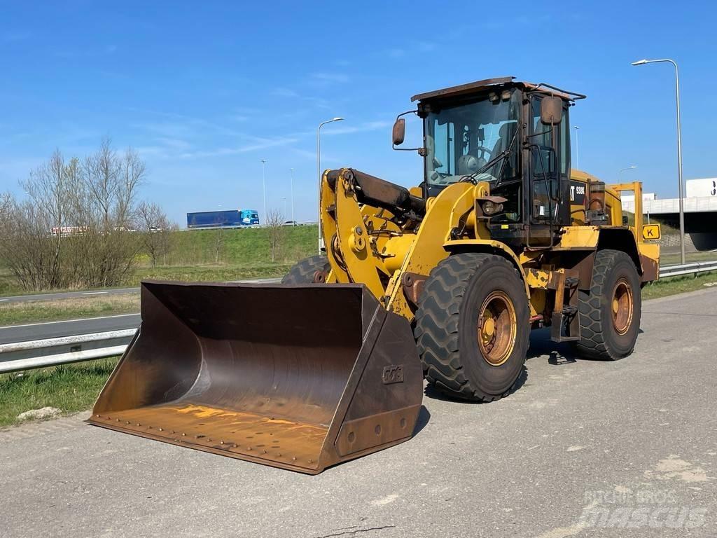 CAT 938K Naudoti ratiniai krautuvai
