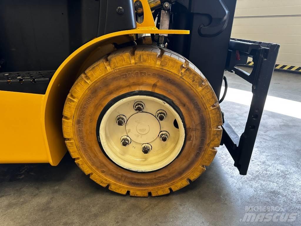 Yale ERP35VL Elektriniai šakiniai krautuvai