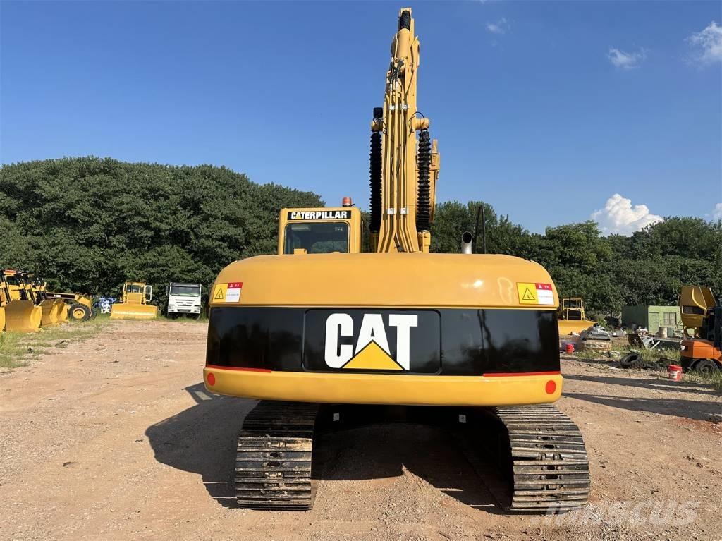 CAT 320C Vikšriniai ekskavatoriai