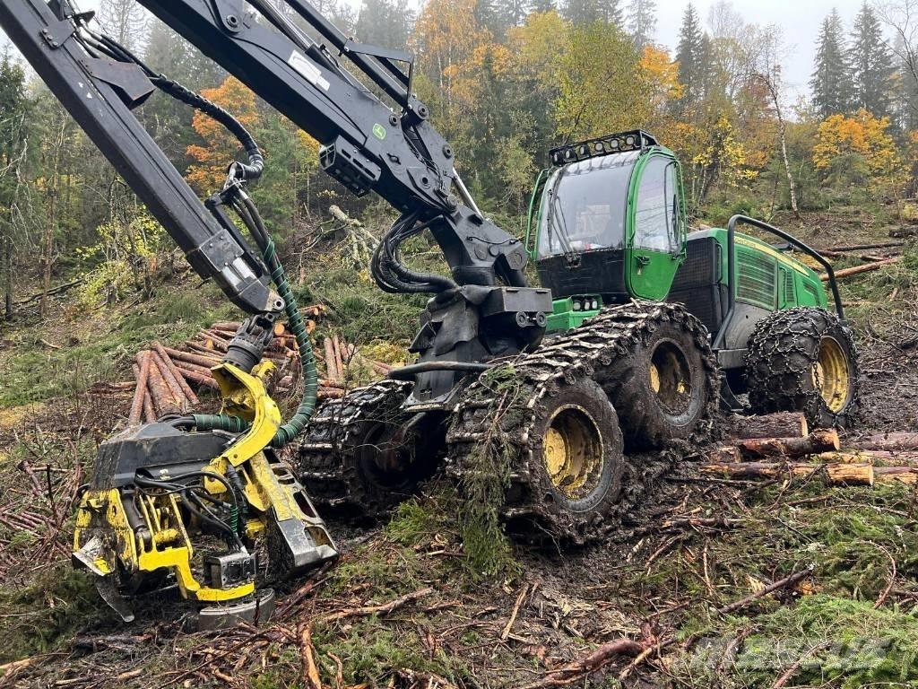 John Deere 1270 E Miško technika (Harvesteriai)