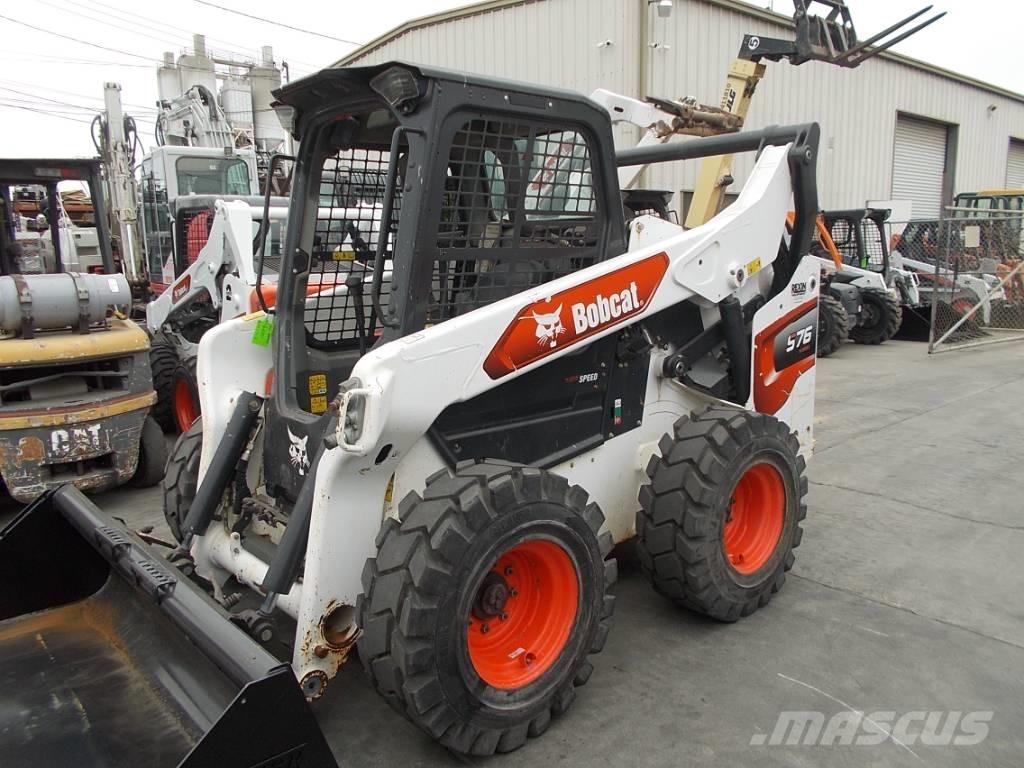 Bobcat S 76 Krautuvai su šoniniu pasukimu