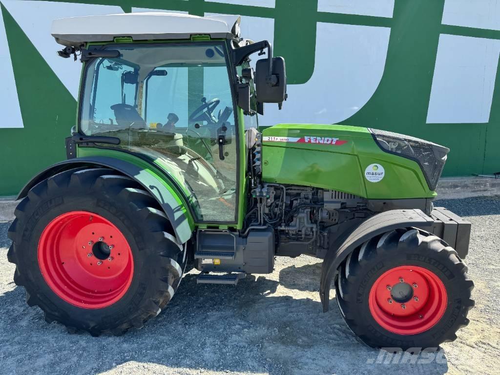 Fendt 211 P Traktoriai