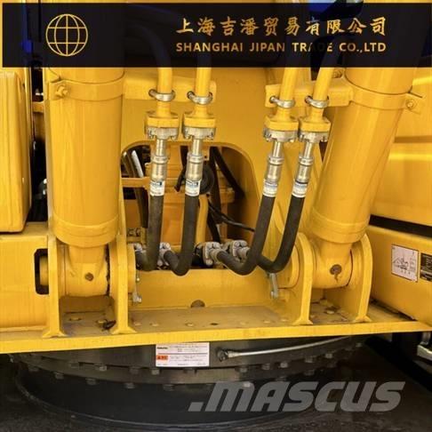 Komatsu PC 210 Vikšriniai ekskavatoriai