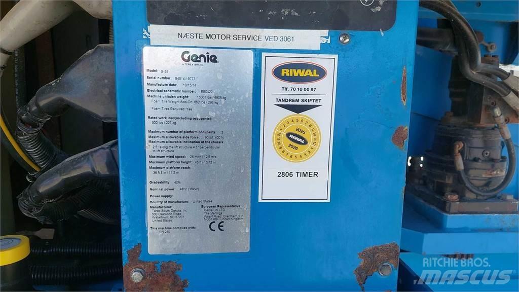 Genie S45 Teleskopiniai keltuvai