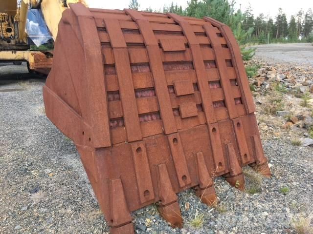 Komatsu PC 1000-1 Vikšriniai ekskavatoriai