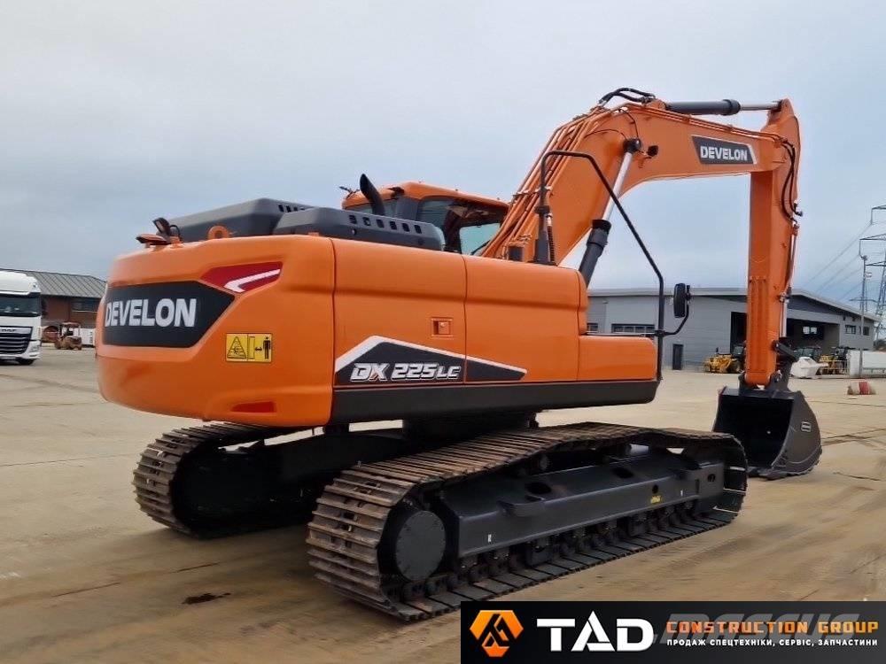 Develon DX 225 LC-7M Vikšriniai ekskavatoriai