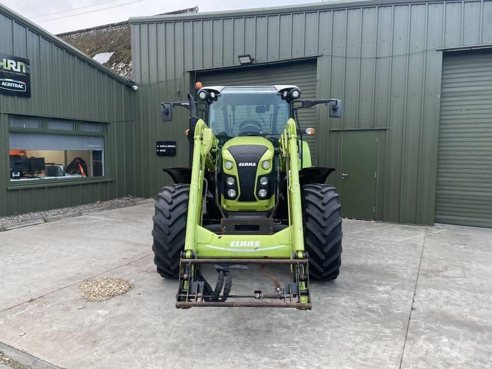 CLAAS Arion 450 Traktoriai