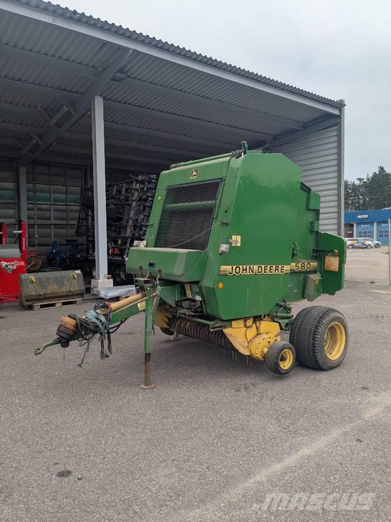 John Deere 580 Ritinių presai