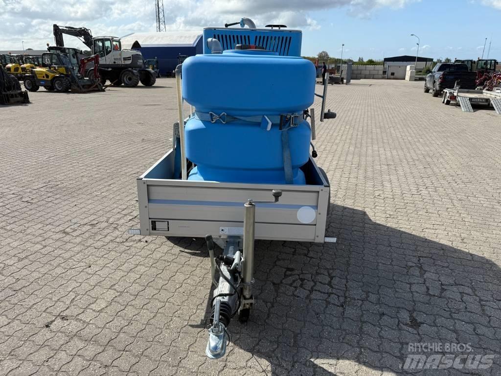  Weedmaster M-Line Statyba - Kita