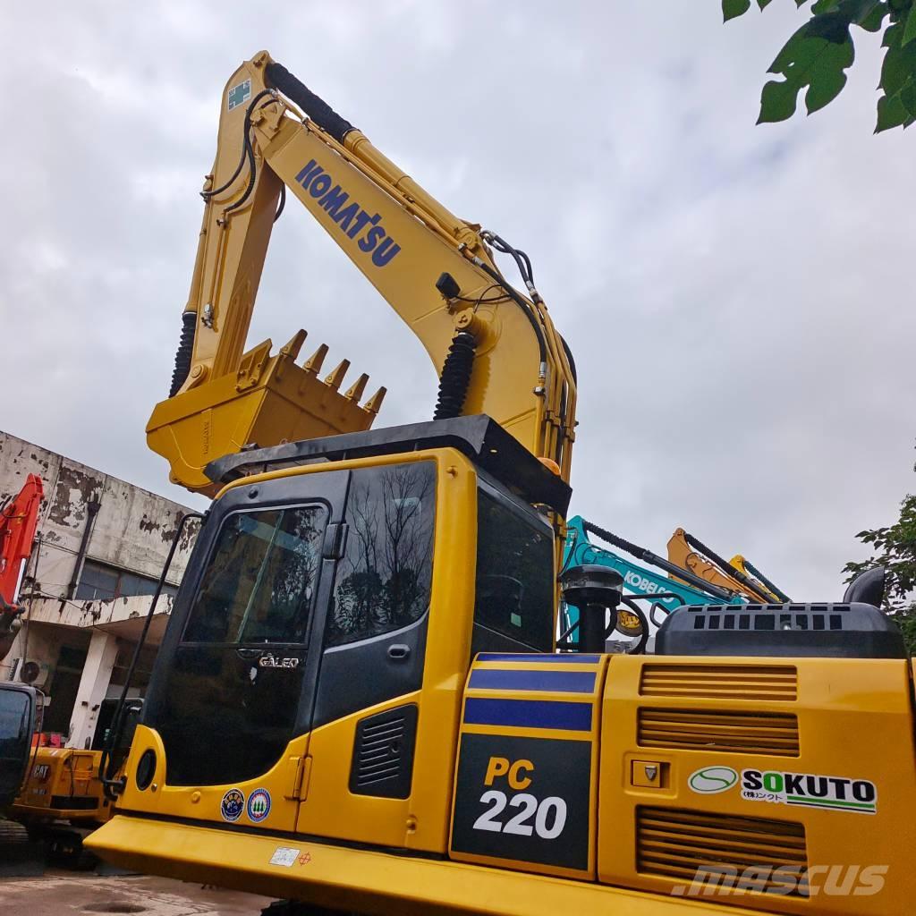 Komatsu PC 220-8 Vikšriniai ekskavatoriai