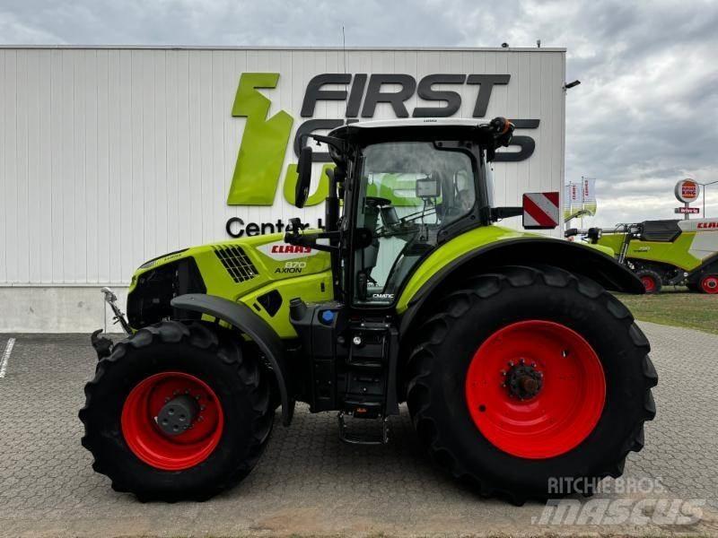 CLAAS AXION 870 Traktoriai