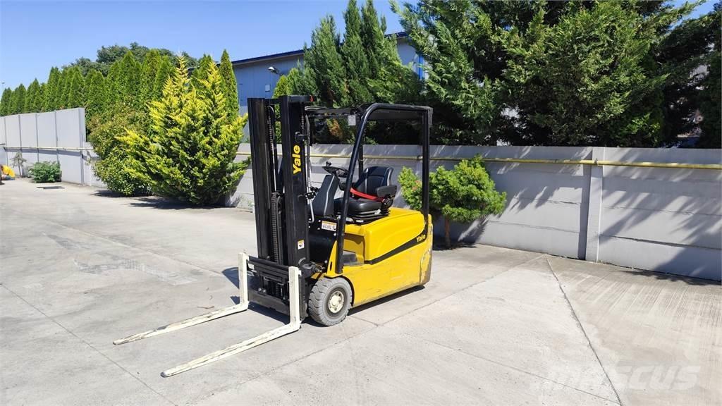 Yale ERP16 VT Elektriniai šakiniai krautuvai
