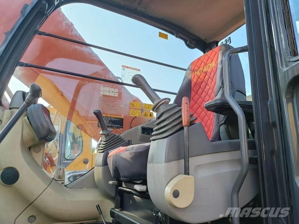 Hitachi ZX 250 LC Vikšriniai ekskavatoriai