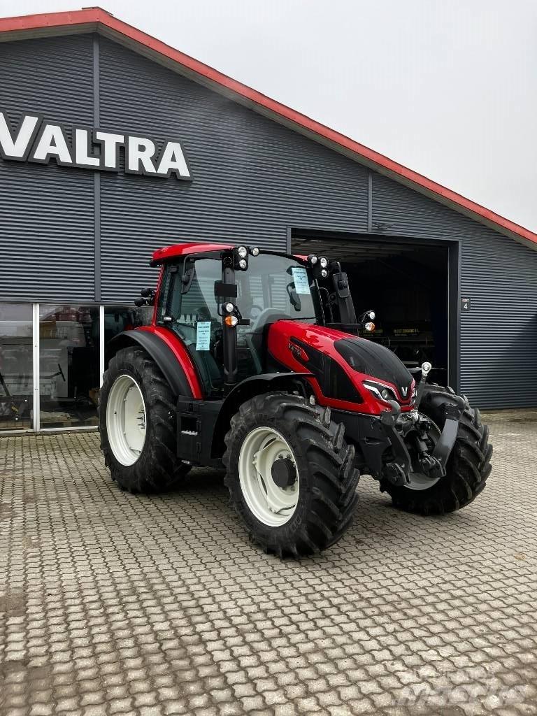 Valtra G135 Active Traktoriai