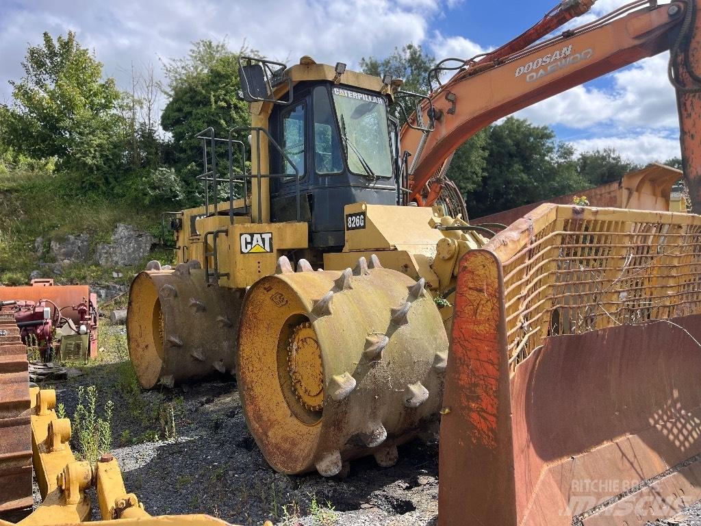 CAT 826 G Atliekų presai