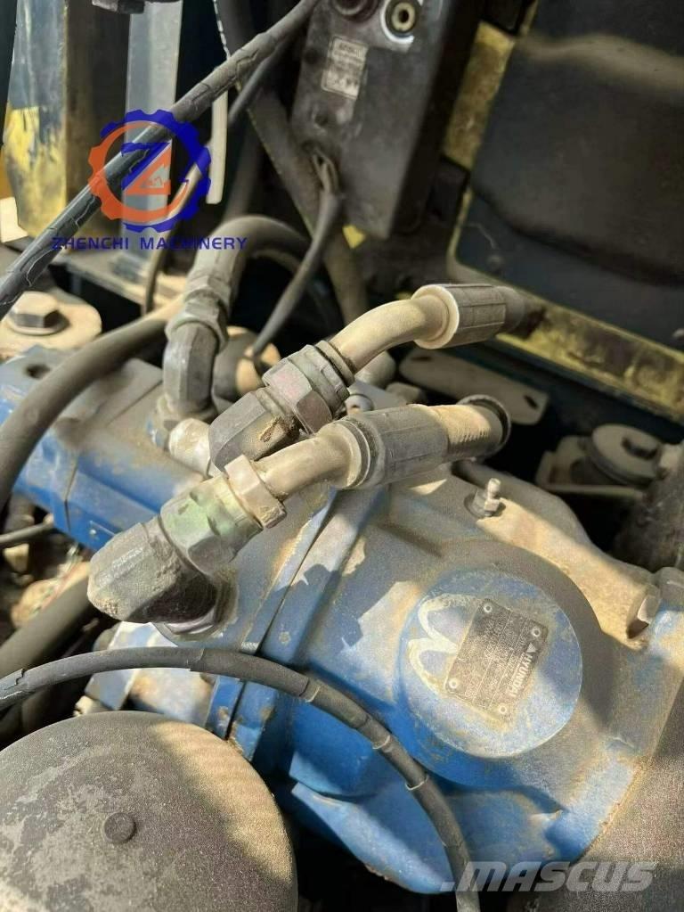 Hyundai 60 W Ratiniai ekskavatoriai