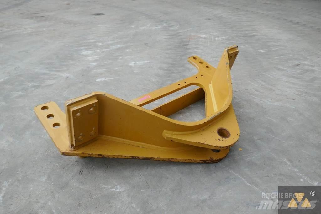 CAT 140M3 Drawbar Transportas - Kita