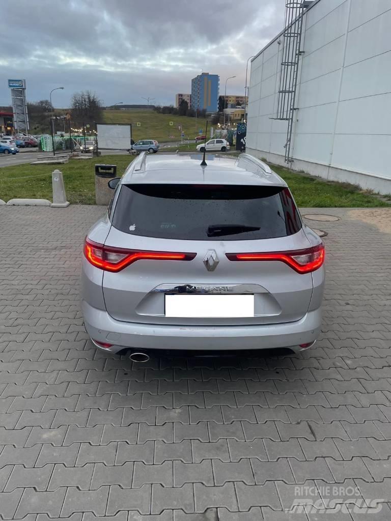 Renault Megane Lengvieji automobiliai
