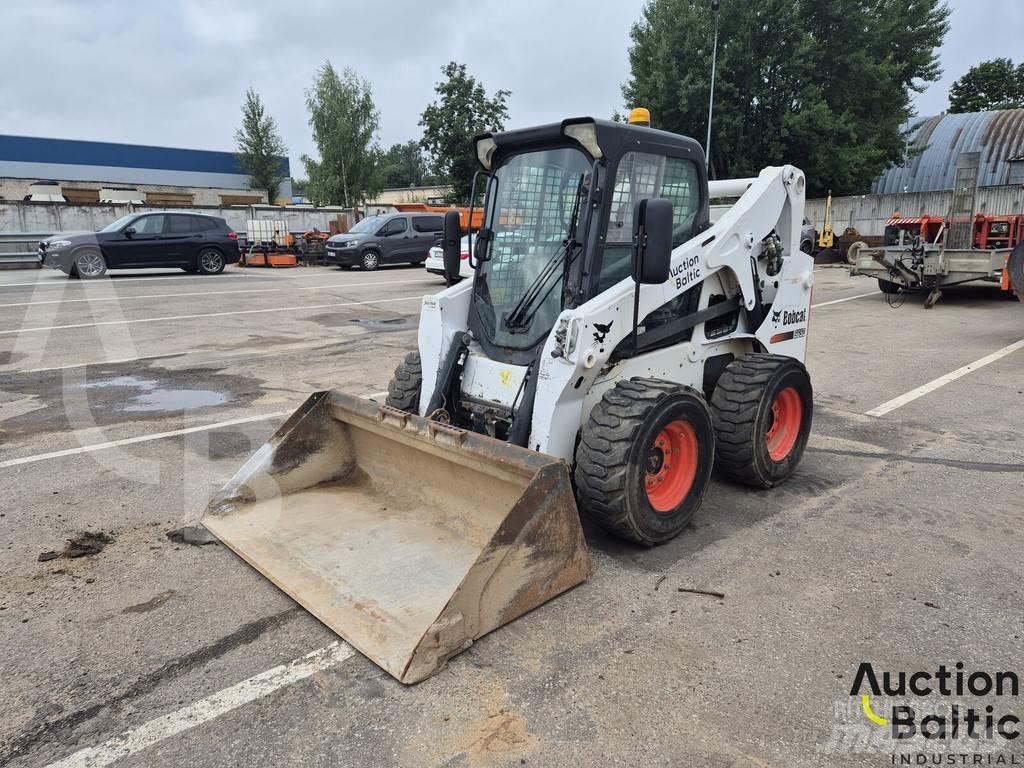 Bobcat S 650 Krautuvai su šoniniu pasukimu