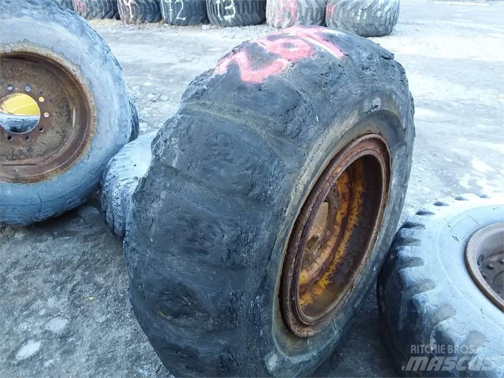 LS 17,5x25 Padangos, ratai ir ratlankiai