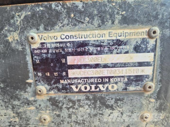 Volvo BM EC300E Vikšriniai ekskavatoriai
