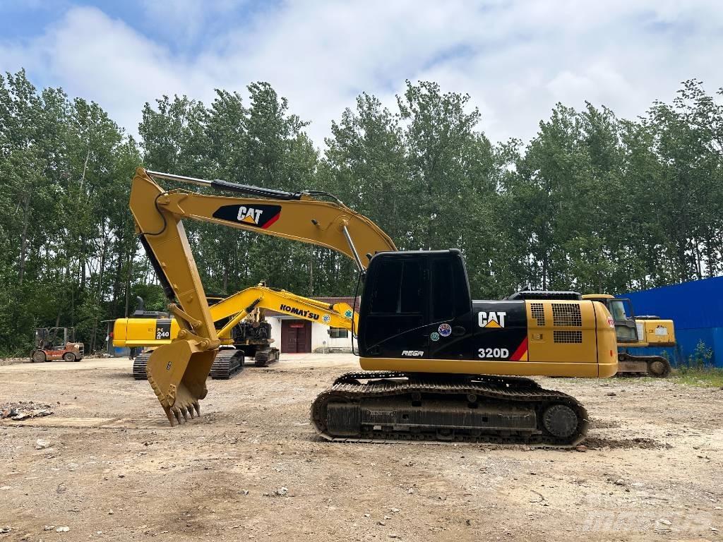 CAT 320D Vikšriniai ekskavatoriai