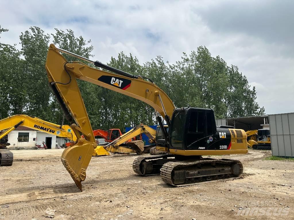 CAT 320D Vikšriniai ekskavatoriai