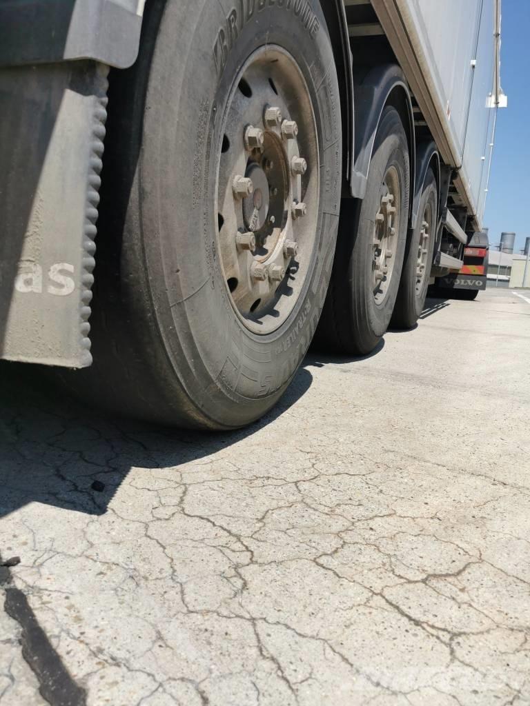 Legras SBS2220 Puspriekabės su grindimis