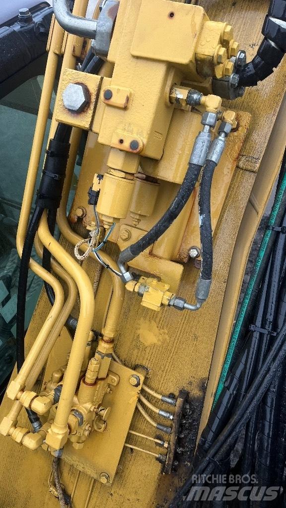 CAT 320 EL Vikšriniai ekskavatoriai