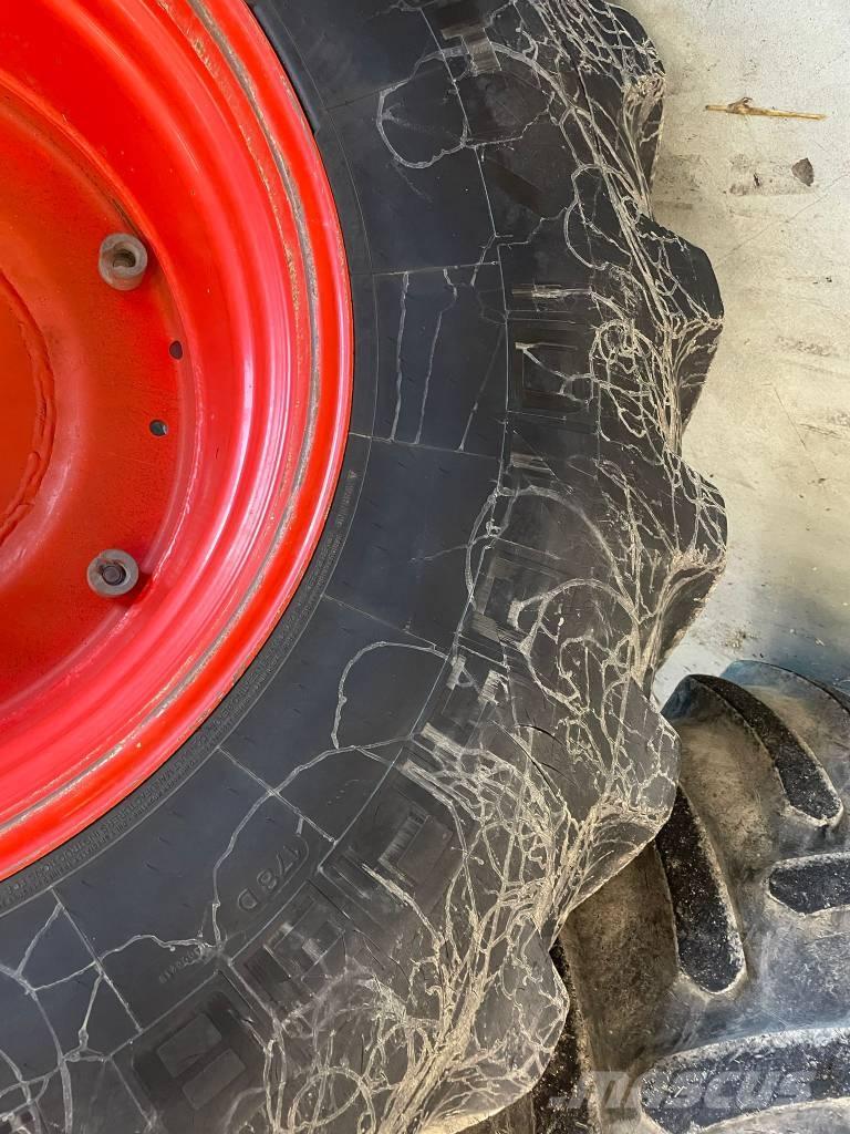 Michelin 710/85R38 Padangos, ratai ir ratlankiai