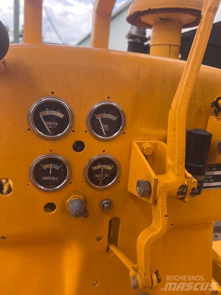 Allis Chalmers HD6B Vikšriniai buldozeriai
