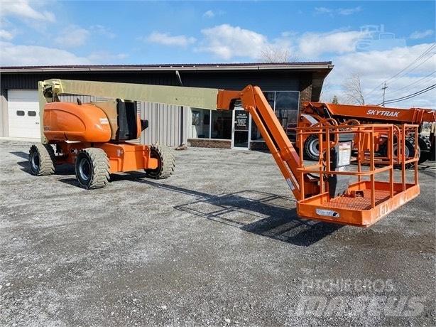 JLG 800 AJ Alkūniniai keltuvai