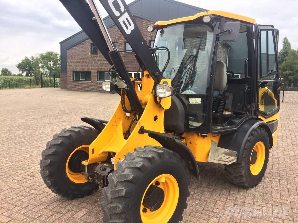 JCB 406 Naudoti ratiniai krautuvai