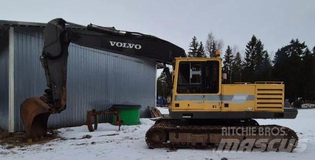 Volvo EC 230B Vikšriniai ekskavatoriai