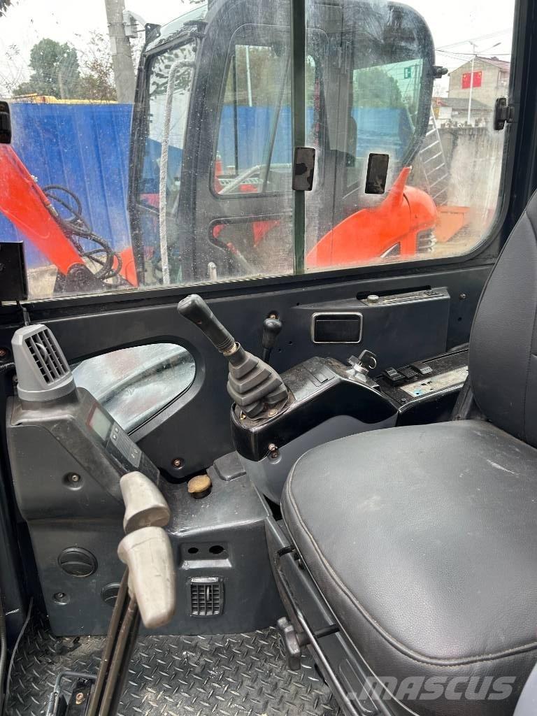 Hitachi ZX 60 Mini ekskavatoriai < 7 t