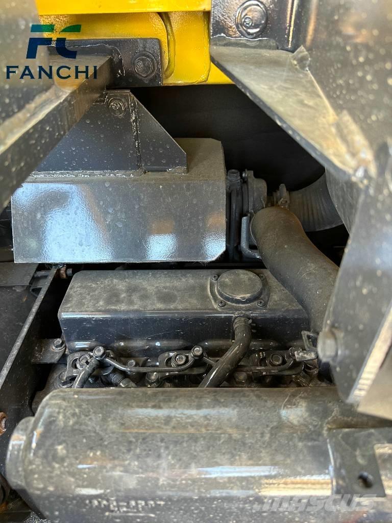 Komatsu PC 56-7 Vikšriniai ekskavatoriai