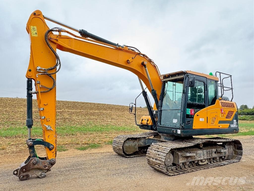 Hyundai HX140 LC Vikšriniai ekskavatoriai