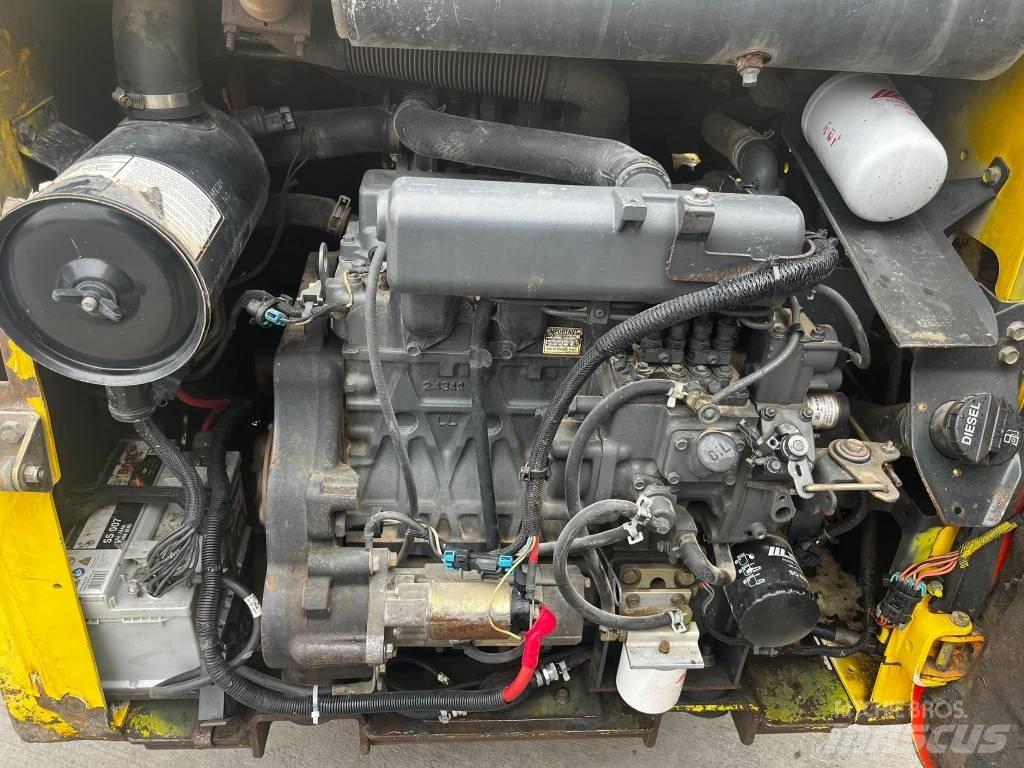 Bobcat T 190 Krautuvai su šoniniu pasukimu