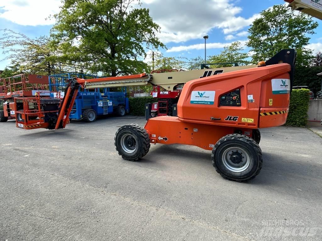 JLG 460 SJ Teleskopiniai keltuvai