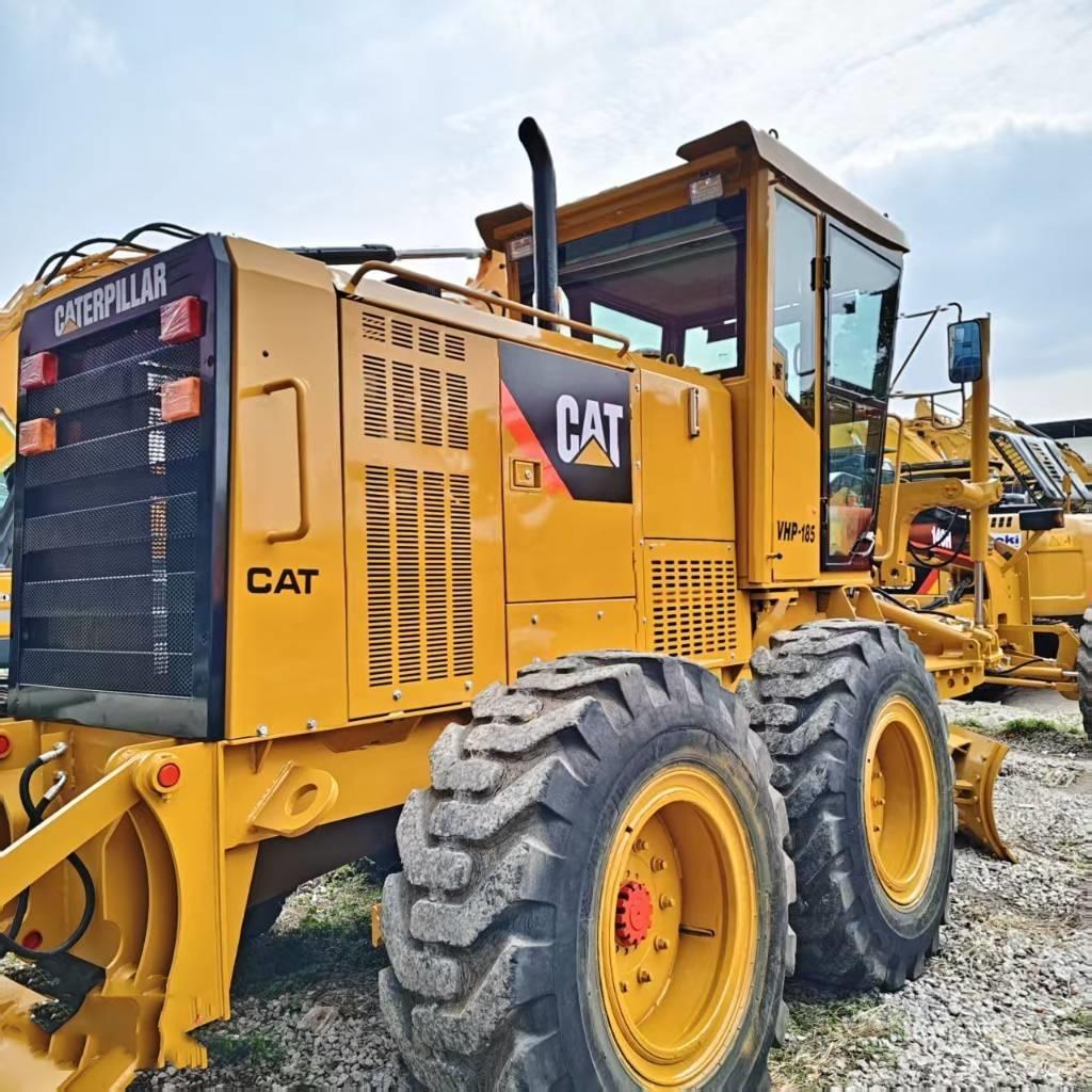 CAT 140 H Greideriai