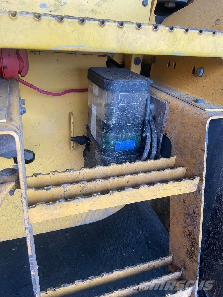 Volvo BM L 120 E Naudoti ratiniai krautuvai